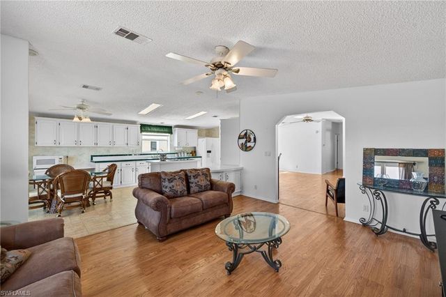 3088 Skipper LN, St. James City, FL 33956