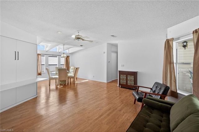 3088 Skipper LN, St. James City, FL 33956