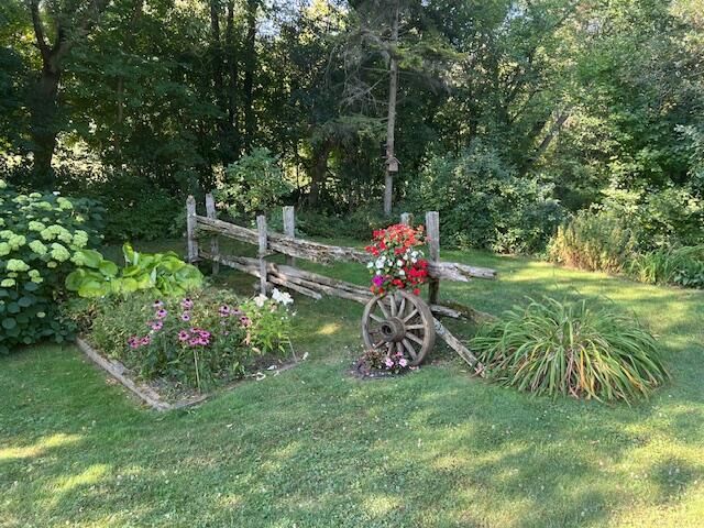 789 Hayford Road, Champlain, NY 12919