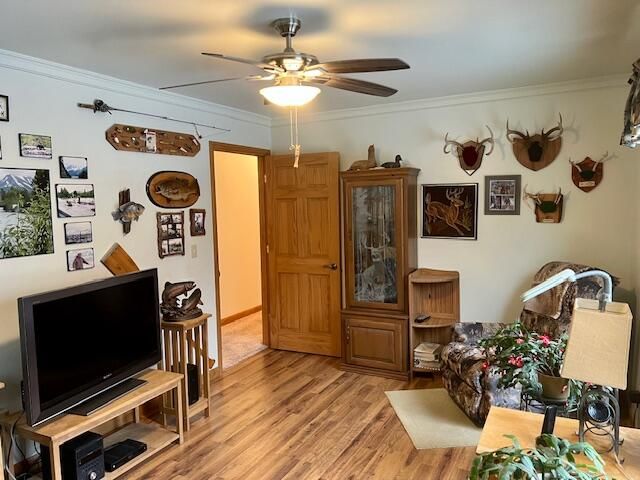 789 Hayford Road, Champlain, NY 12919