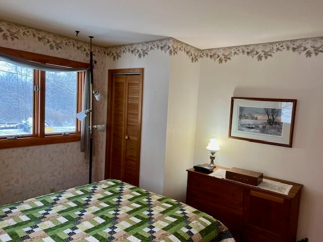 789 Hayford Road, Champlain, NY 12919