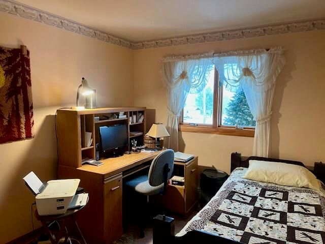 789 Hayford Road, Champlain, NY 12919