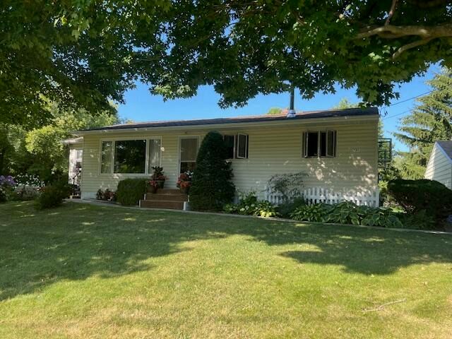 789 Hayford Road, Champlain, NY 12919