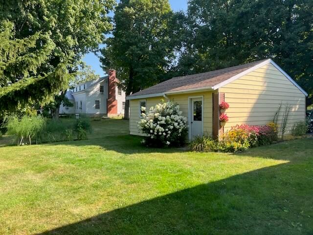 789 Hayford Road, Champlain, NY 12919