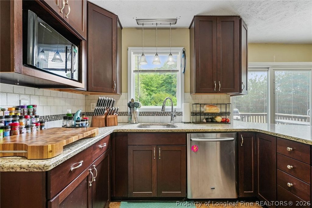 365 Yorkshire Drive, Cameron, NC 28326 — photo 15