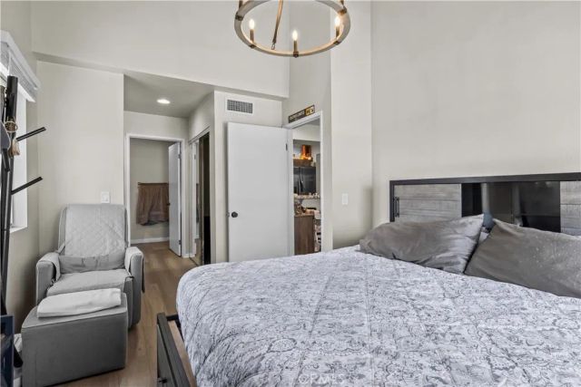20253 Keswick Street 323, Winnetka, CA 91306