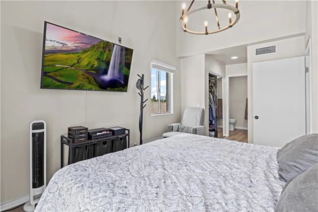 20253 Keswick Street 323, Winnetka, CA 91306