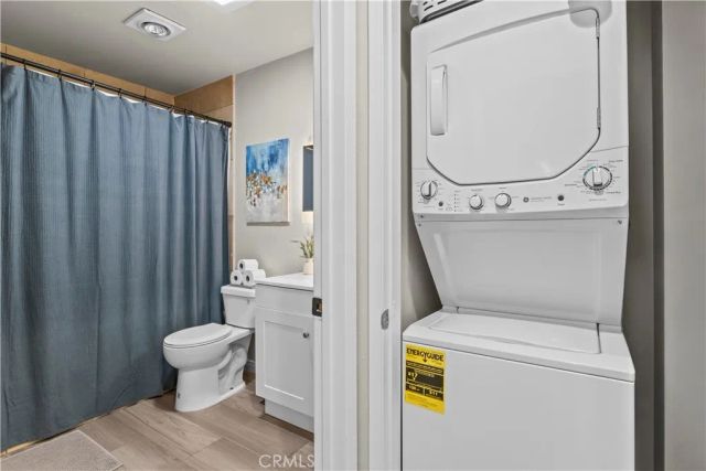 20253 Keswick Street 323, Winnetka, CA 91306