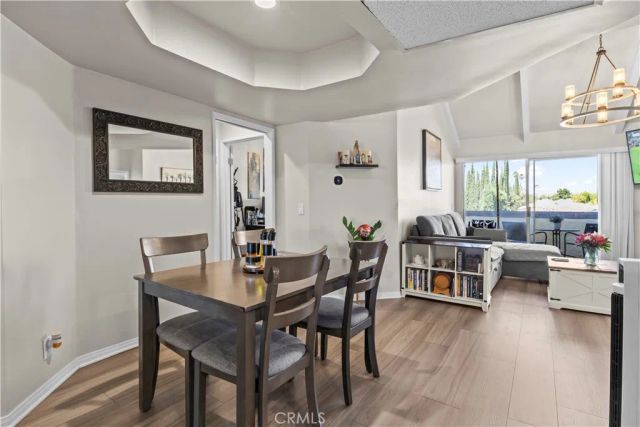 20253 Keswick Street 323, Winnetka, CA 91306