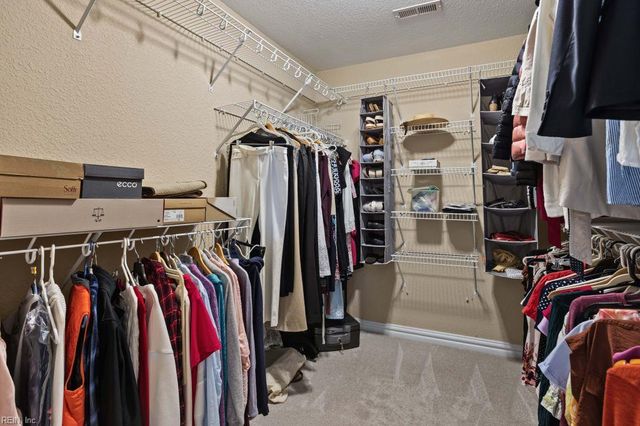 1025 Horton PL, Virginia Beach, VA 23454