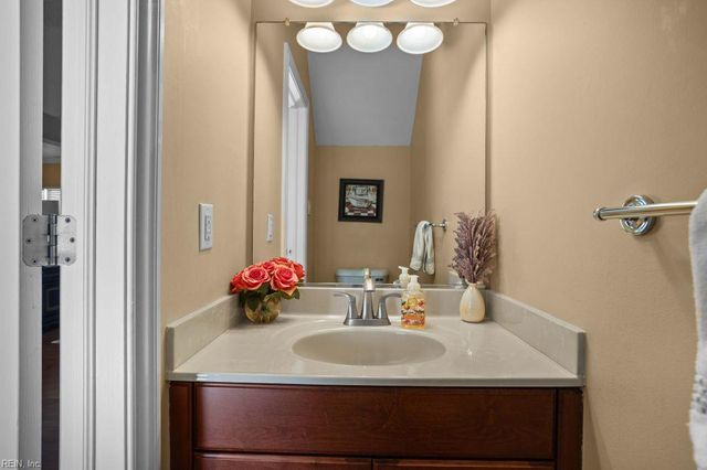 1025 Horton PL, Virginia Beach, VA 23454