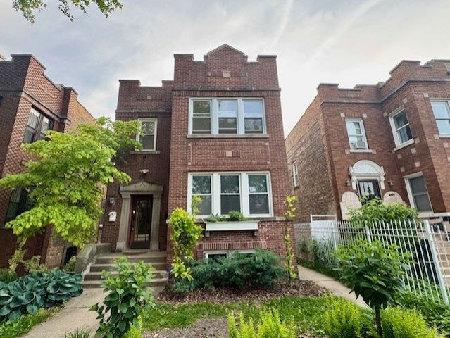 6724 N Campbell Avenue 1, Chicago, IL 60645