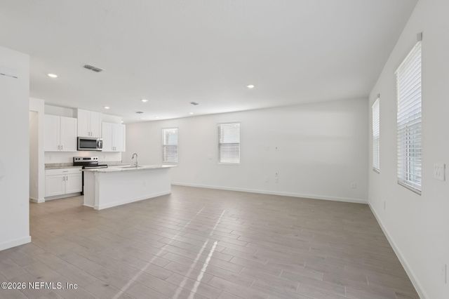 9727 HARPER VILLAGE Circle, Jacksonville, FL 32219