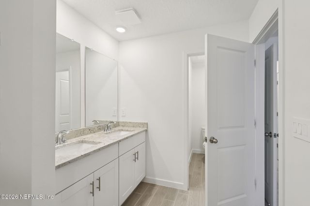 9727 HARPER VILLAGE Circle, Jacksonville, FL 32219