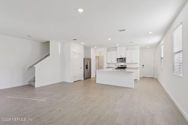 9727 HARPER VILLAGE Circle, Jacksonville, FL 32219