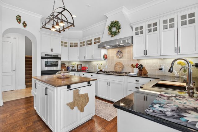 7605 Royal Troon Drive, Fort Worth, TX 76179