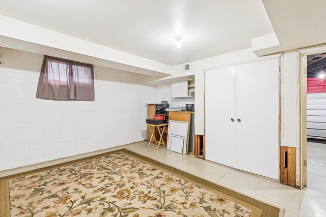 2620 12th Avenue, Moline, IL 61265