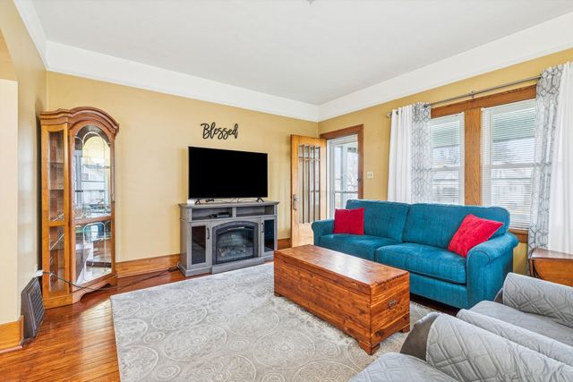 2620 12th Avenue, Moline, IL 61265