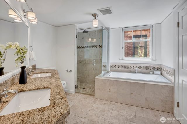 2714 10th Avenue W, Seattle, WA 98119