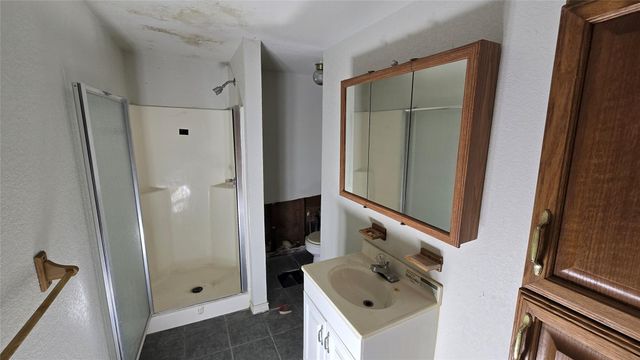 1509 N Avenue S, Freeport, TX 77541