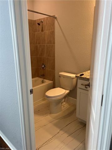 4351 Bluegrass DR, Fort Myers, FL 33916