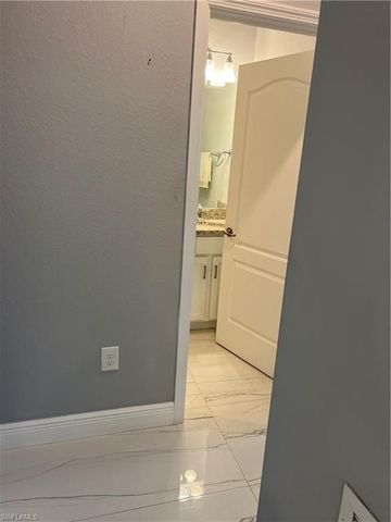 4351 Bluegrass DR, Fort Myers, FL 33916