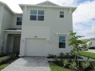 548 SE Rivergrass Street, Port St Lucie, FL 34984