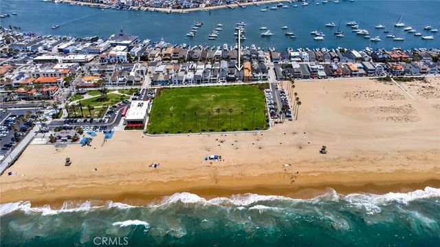 920 E Oceanfront, Newport Beach, CA 92661