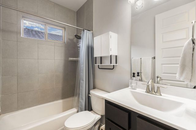 4113 Mountain Trail Loop NE, Rio Rancho, NM 87144