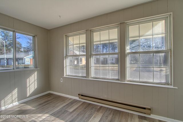 11 Mohican Lane B, Whiting, NJ 08759