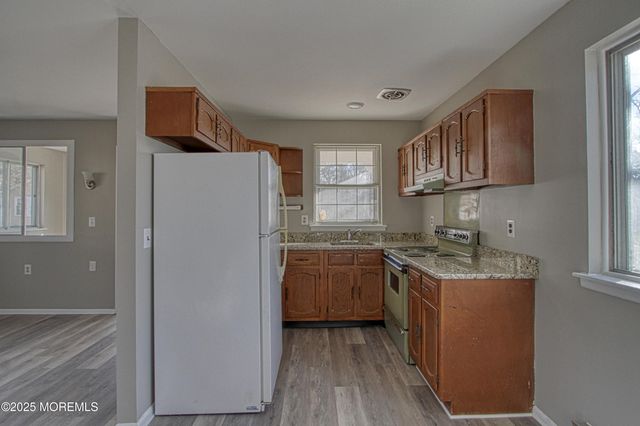 11 Mohican Lane B, Whiting, NJ 08759