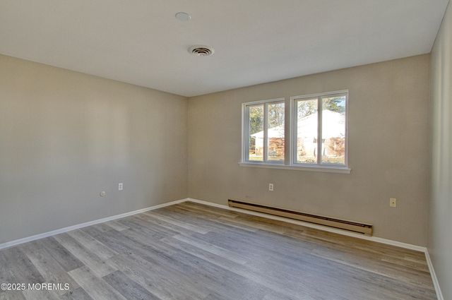 11 Mohican Lane B, Whiting, NJ 08759