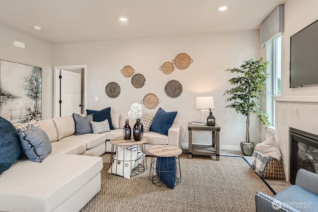 3920 McCormick Village Drive #24, Bremerton, WA 98312
