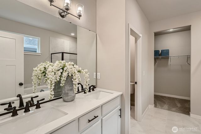 3920 McCormick Village Drive #24, Bremerton, WA 98312