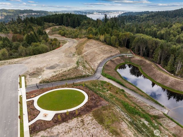 3920 McCormick Village Drive #24, Bremerton, WA 98312