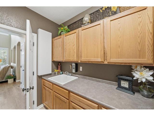 3230 Sturbridge Dr, Highlands Ranch, CO 80129