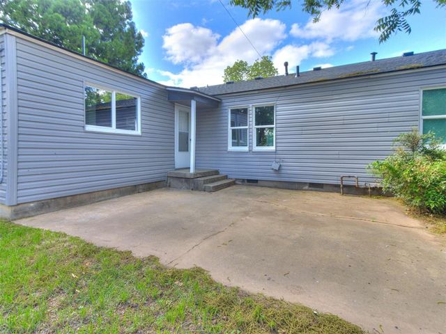 446 W Tonhawa Street, Norman, OK 73069