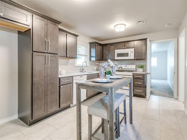 446 W Tonhawa Street, Norman, OK 73069