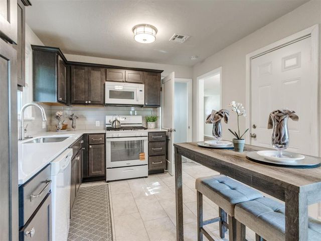 446 W Tonhawa Street, Norman, OK 73069