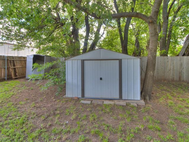 446 W Tonhawa Street, Norman, OK 73069