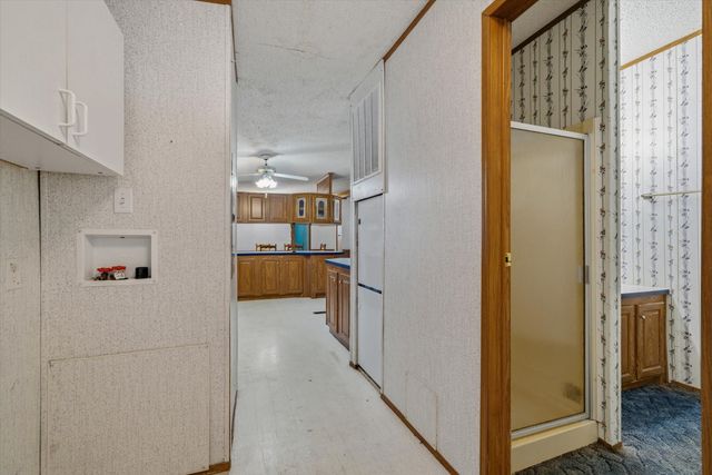 220 N Houston Street, Edgewood, TX 75117