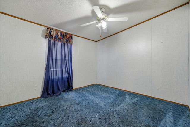 220 N Houston Street, Edgewood, TX 75117