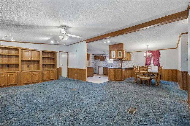 220 N Houston Street, Edgewood, TX 75117