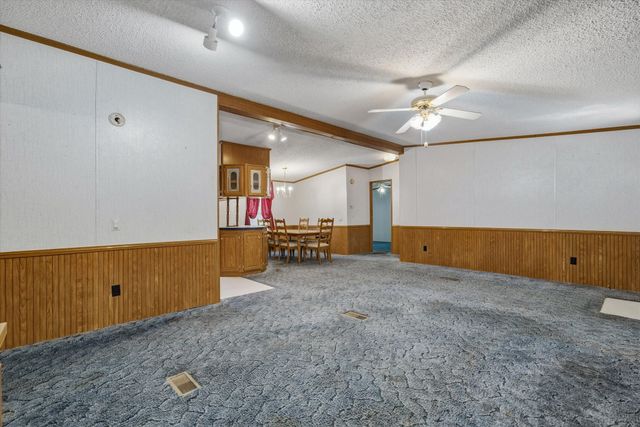 220 N Houston Street, Edgewood, TX 75117