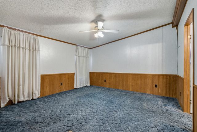 220 N Houston Street, Edgewood, TX 75117