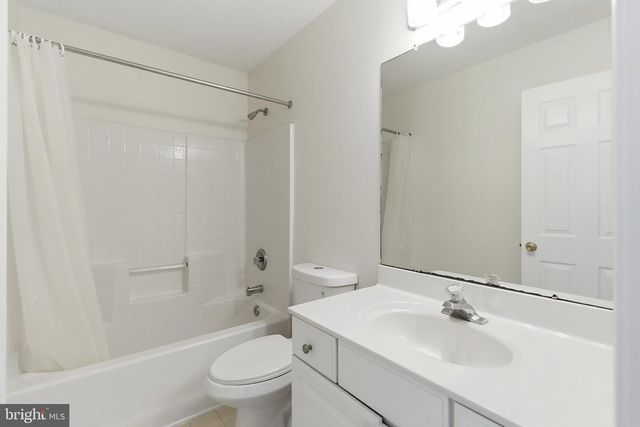 305 JOANNE, Egg Harbor Township, NJ 08234