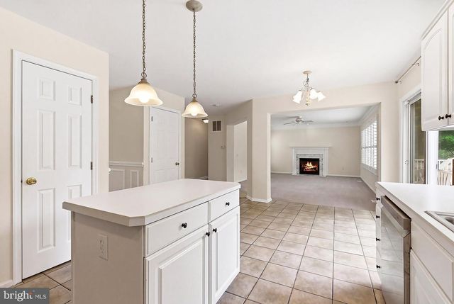 305 JOANNE, Egg Harbor Township, NJ 08234