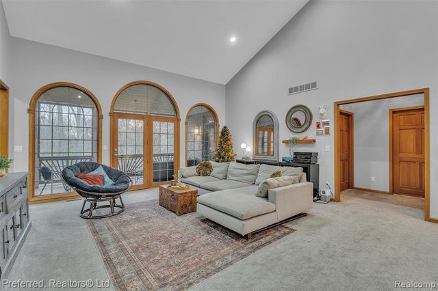 7424 Stonebrook Drive, Canton, MI 48187