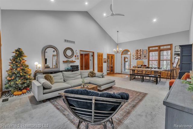 7424 Stonebrook Drive, Canton, MI 48187