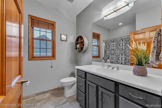 7424 Stonebrook Drive, Canton, MI 48187